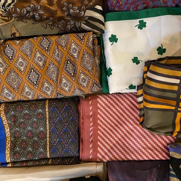 Lot of 30 amazing long vintage scarves - Picture 7 of 7